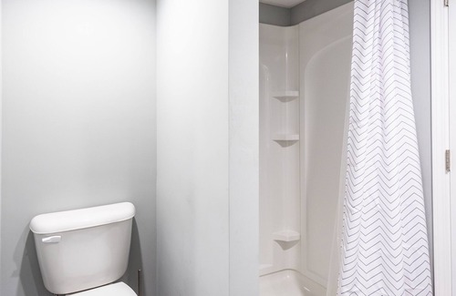 Jacobs House | Spacious 2bedroom, minutes to Hospital, Expo Ctr & Downtown
