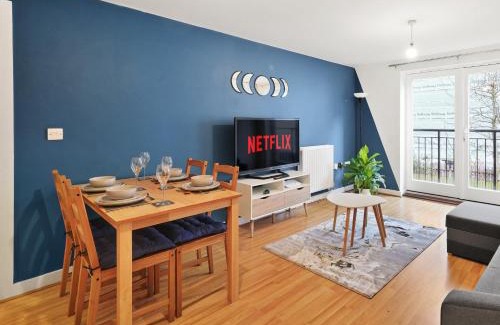 Bishop's Stortford Apartment | Spacious 2BR Apartment in Bishop Stortford Town, Ideal for Contractors and Relocators