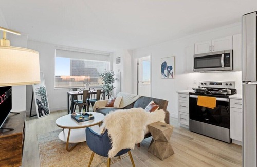 Atlantic City Apartment | Spacious 2BR CozySuites Condo at Showboat #21