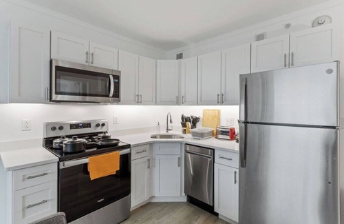 Atlantic City Apartment | Spacious 2BR CozySuites Condo at Showboat #21