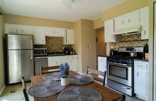 Wasco House | "Spacious 2BR Retreat with Office, Stunning Backyard & Grill in Hanover Park"