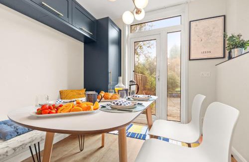 Chapeltown House | Spacious 3 bed house in North Leeds perfect for families & longer stays