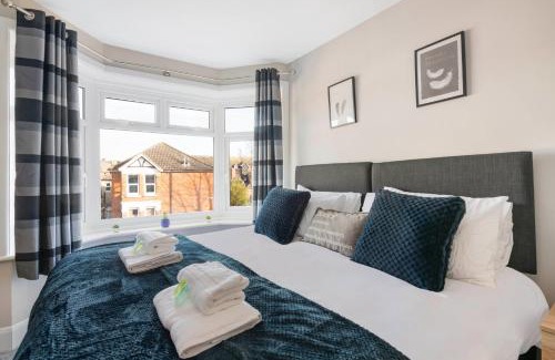 Southampton Apartment | Spacious 3 Bed House, Netflix, Garden, Parking