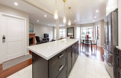 Mission District Apartment | Spacious 3-bedroom apartment in amazing San Francisco with WiFi