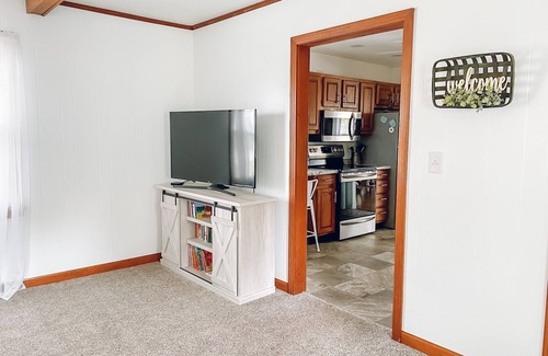 Slippery Rock House | Spacious 3 bedroom home with plenty of green space