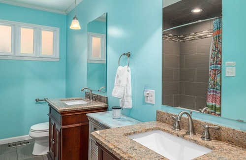 High Point House | Spacious 3 Bedroom 3 Bath Ranch