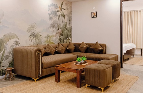 Chhatarpur Apartment | Spacious 3-bedroom apartment with WiFi, AC in delightful New Delhi