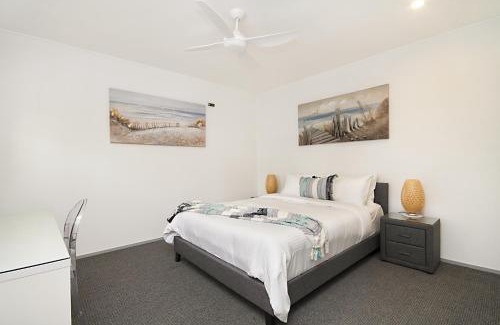 Kingscliff Apartment | Spacious 3 bedroom apartment opposite surf club