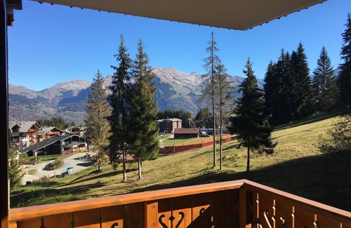 Les Esserts Apartment | Spacious 3 Bedroom Apartment Right on the Slopes