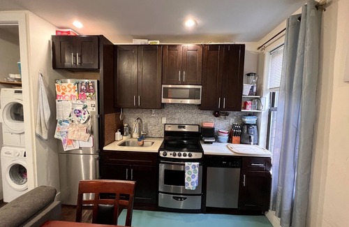 Washington Heights Apartment | Spacious 3-bedroom apartment with WiFi, AC in lovely New York