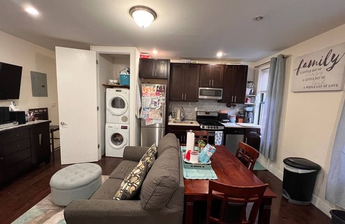 Washington Heights Apartment | Spacious 3-bedroom apartment with WiFi, AC in lovely New York
