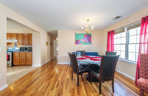 Ironbound District Apartment | Spacious 3 Bedroom Apartment Mins to EWR and NYC