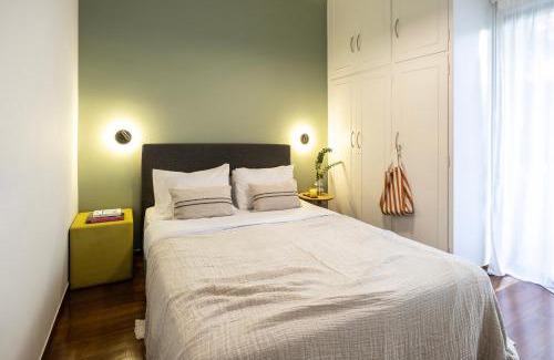 Glyfada Apartment | Spacious 3-Bedroom Getaway with Balcony in Glyfada