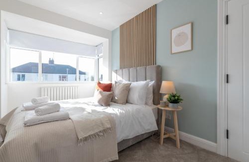 Beeston House | Spacious 3-Bedroom House near Elland Rd Stadium & Leeds City, Ideal for Contractors & Long Stays - NordStay