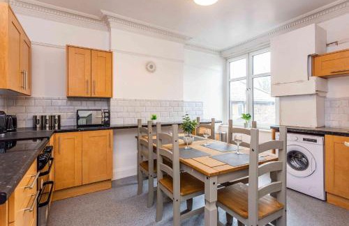 Haltwhistle House | Spacious 3 Bedroom home in Haltwhistle