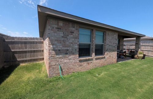 Lubbock House | Spacious 3-bedroom house in a quiet South Lubbock neighborhood