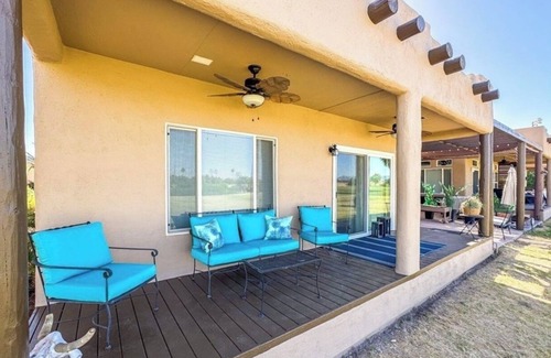 Needles House | Spacious 3-bedroom plus bonus room house in Needles, CA on the golf course