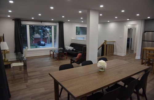 Newtonbrook House | Spacious 3-Bedroom Retreat + Free Parking