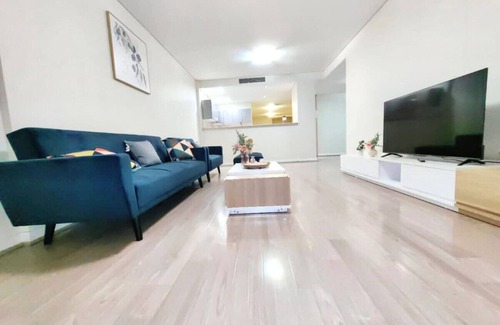 Ryde Apartment | Spacious 3 bedrooms apartment in Ryde-New