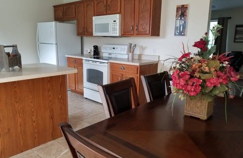 Cookeville House | Spacious 3BR 2BA, 11 Min to Cummins Falls Park