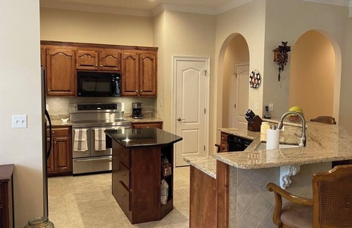 Robertsdale House | Spacious 3BR/3BA Home Near Gulf Shores/Orange Beach Gorgeous Outdoor Space