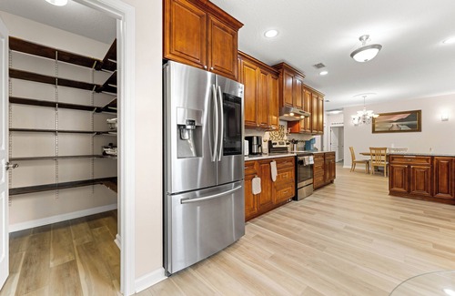 Southside House | Spacious 3BR and Boat parking@ Central River Golf Club