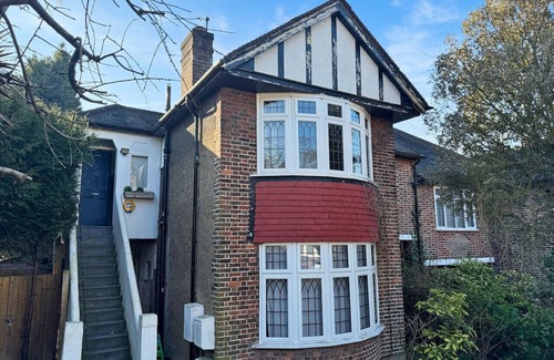 Hillside Condo | Spacious 3BR Home in Heart of Wimbledon