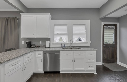 West End House | Spacious 3BR Near Stadium– Great for Groups