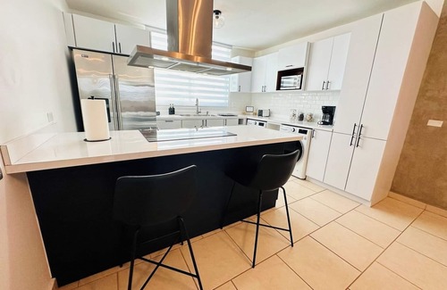 Yeguada Condo | Spacious 3BR Penthouse 5 min from beach/AC/WIFI