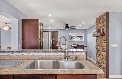 Old Brooklyn House | Spacious 4-bdrm house in Cleveland with Pool table, King Bed, and chefs kitchen