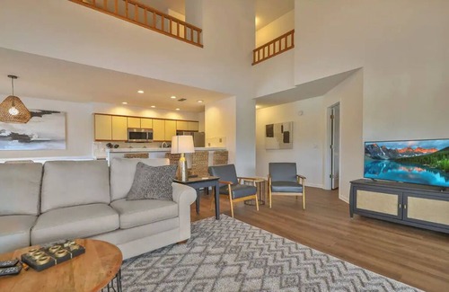 Sea Trail House | Spacious 4 bed/4 bath Villa on Golf Course