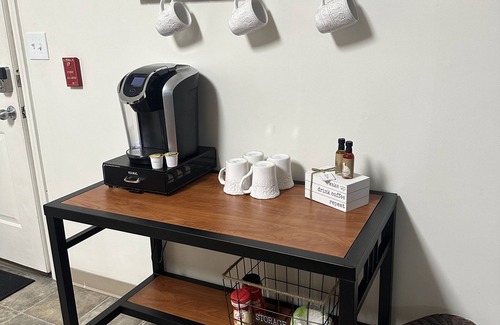 Mount Braddock Apartment | Spacious 4-bedroom apartment in charming Lemont Furnace with WiFi, AC