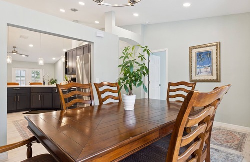 Palm Bay House | Spacious 4 bedroom, 2000 sq ft home with parking on premise.