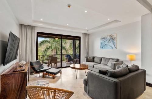 El Ocotal House | Spacious 4 Bedroom Condo Pool