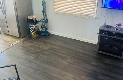 Northeast House | Spacious 4-bedroom house in gorgeous Washington with AC, WiFi