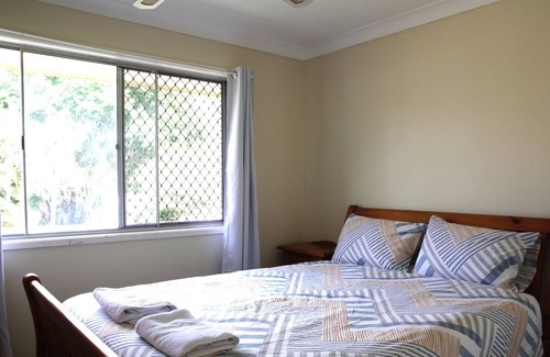 Algester House | spacious 4 bedroom house in Algester