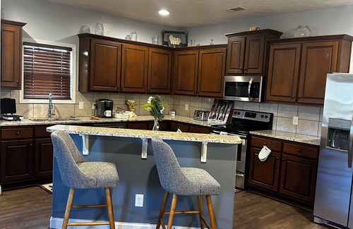 Fortson House | Spacious 4-bedroom house with AC and WiFi in welcoming Columbus, near Ft. Moore