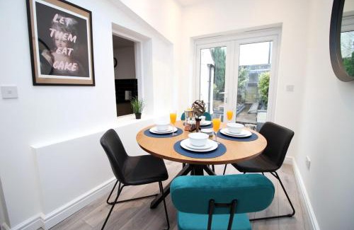 Adamsdown Apartment | Spacious 4 bedroom house - Moira Lodge by Tŷ SA