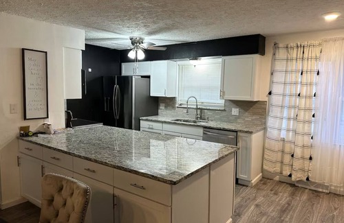 Kettering House | Spacious 4-bedroom house in Kettering/Dayton Ohio