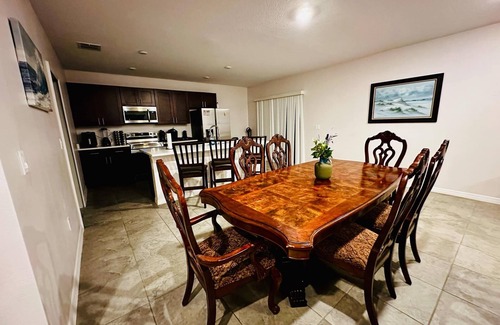 DeLand House | Spacious 4-bedroom house in fantastic DeLand with WiFi, AC