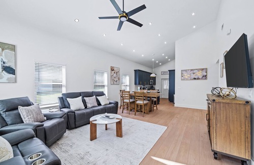 Foley House | Spacious 4-bedroom house in charming Foley