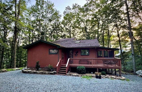 Lake Ariel House | Spacious 4 bedroom in Tranquil setting in The Hideout