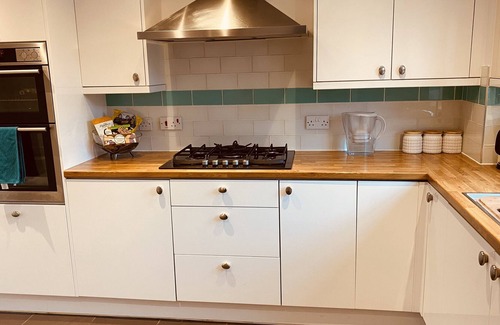 Clyst St Mary House | Spacious 4 Bedroom Property With Plenty Room of off Road Parking