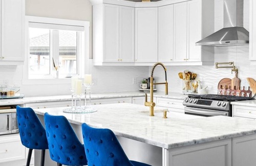 Welland House | Spacious 4-Bedroom Retreat next to Welland Waterpark – Perfect for Families!"nn