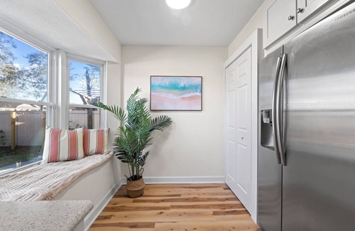 Isle of Palms House | Spacious 4-bedroom building in peaceful Jacksonville with AC, WiFi, outdoor gym