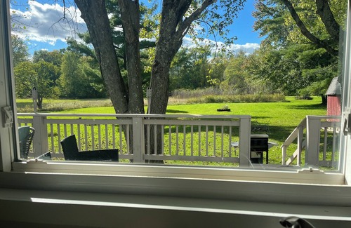 North Canton House | Spacious 4-bedroom house in charming North Canton with AC, WiFi
