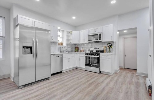 Northwest Philadelphia House | Spacious 4-bedroom house with WiFi, AC in phenomenal Philadelphia