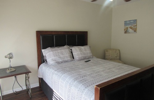 Garland House | Spacious 4 Bedroom Vacation Home