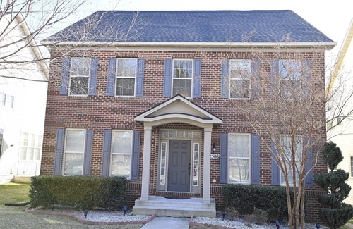 Bowie Villa | Spacious 4-bedroom villa in Bowie