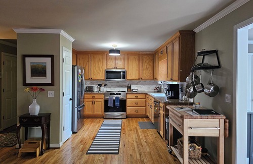 Tate House | Spacious 4 BR house in gated Bent Tree- min from downtown Jasper-Gateway to N GA
